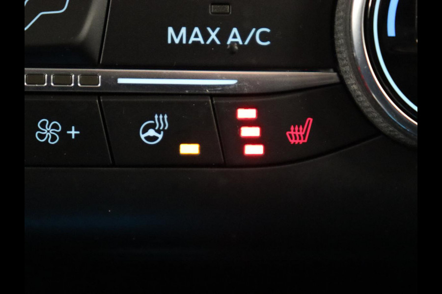Ford Kuga 2.5 PHEV Vignale | Head-Up | Trekhaak | Adaptive cruise | Leder | 360 Camera | Stoelverwarming | Digital Cockpit | Carplay | Dodehoek detectie | Navigatie | Keyless | Achterbankverwarming | Plug In Ford Kuga 2.5 PHEV Vignale | Head-Up | Trekhaak | Adaptive cruise | Leder | 360 Camera | Stoelverwarming | Digital Cockpit | Carplay | Dodehoek detectie | Navigatie | Keyless | Achterbankverwarming | Plug In