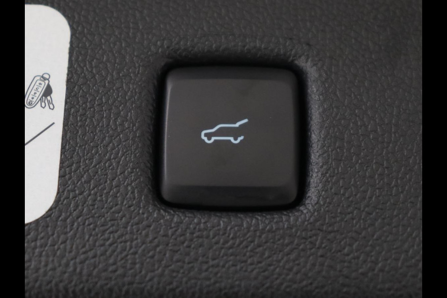 Ford Kuga 2.5 PHEV Vignale | Head-Up | Trekhaak | Adaptive cruise | Leder | 360 Camera | Stoelverwarming | Digital Cockpit | Carplay | Dodehoek detectie | Navigatie | Keyless | Achterbankverwarming | Plug In Ford Kuga 2.5 PHEV Vignale | Head-Up | Trekhaak | Adaptive cruise | Leder | 360 Camera | Stoelverwarming | Digital Cockpit | Carplay | Dodehoek detectie | Navigatie | Keyless | Achterbankverwarming | Plug In