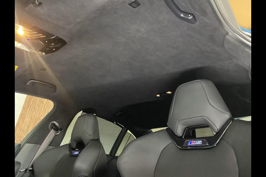 BMW 5 Serie M5 M Carbon|M Drivers Package|M Drive Professional|Driving + Parking Assistant Professional|Alcantara BMW 5 Serie M5 M Carbon|M Drivers Package|M Drive Professional|Driving + Parking Assistant Professional|Alcantara