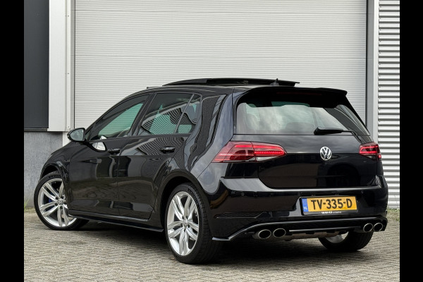 Volkswagen Golf 1.5 TSI Highline Business R | Apple Carplay | Panoramadak | ACC Volkswagen Golf 1.5 TSI Highline Business R | Apple Carplay | Panoramadak | ACC