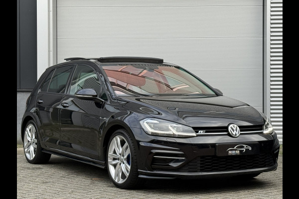 Volkswagen Golf 1.5 TSI Highline Business R | Apple Carplay | Panoramadak | ACC Volkswagen Golf 1.5 TSI Highline Business R | Apple Carplay | Panoramadak | ACC