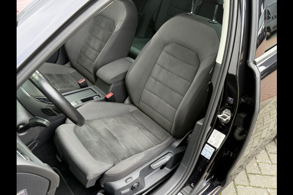 Volkswagen Golf 1.5 TSI Highline Business R | Apple Carplay | Panoramadak | ACC Volkswagen Golf 1.5 TSI Highline Business R | Apple Carplay | Panoramadak | ACC