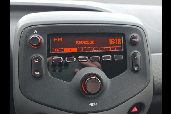 Peugeot 108 1.0 e-VTi Active | Airco | Bluethooth | Zeer net exemplaar ! |