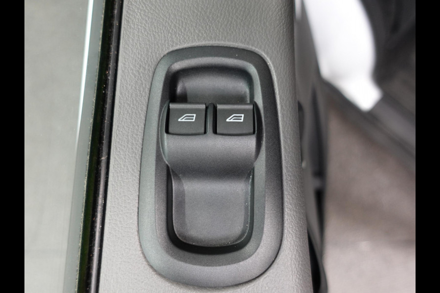 Ford Transit 310 2.0 TDCI L2H2 Trend Automaat Airco Navigatie Bluetooth Camera Cruise Control Trekhaak Ford Transit 310 2.0 TDCI L2H2 Trend Automaat Airco Navigatie Bluetooth Camera Cruise Control Trekhaak