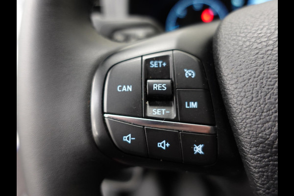 Ford Transit 310 2.0 TDCI L2H2 Trend Automaat Airco Navigatie Bluetooth Camera Cruise Control Trekhaak Ford Transit 310 2.0 TDCI L2H2 Trend Automaat Airco Navigatie Bluetooth Camera Cruise Control Trekhaak