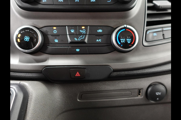 Ford Transit 310 2.0 TDCI L2H2 Trend Automaat Airco Navigatie Bluetooth Camera Cruise Control Trekhaak Ford Transit 310 2.0 TDCI L2H2 Trend Automaat Airco Navigatie Bluetooth Camera Cruise Control Trekhaak