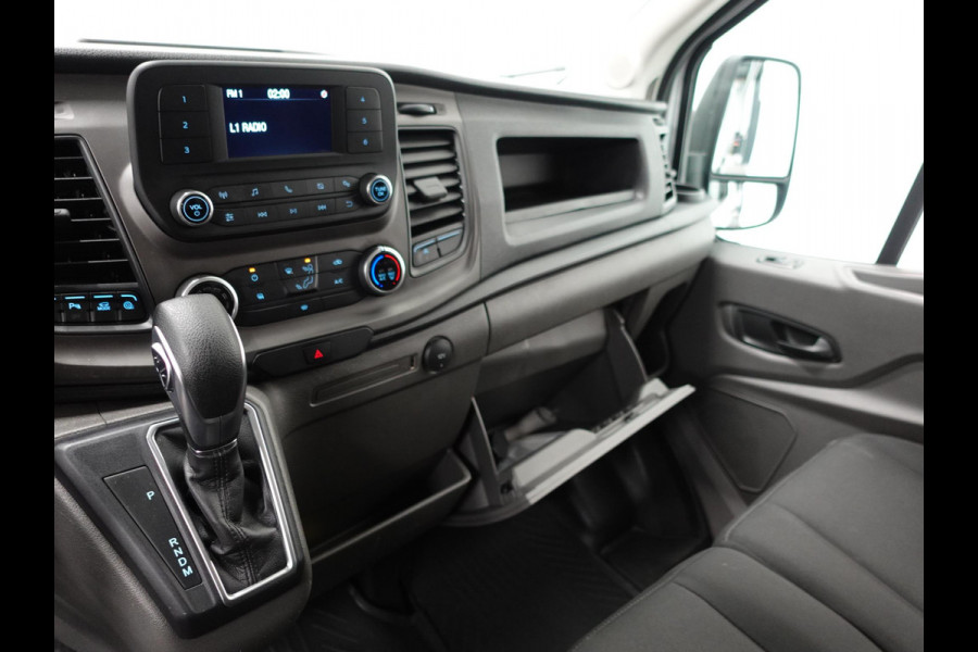 Ford Transit 310 2.0 TDCI L2H2 Trend Automaat Airco Navigatie Bluetooth Camera Cruise Control Trekhaak Ford Transit 310 2.0 TDCI L2H2 Trend Automaat Airco Navigatie Bluetooth Camera Cruise Control Trekhaak