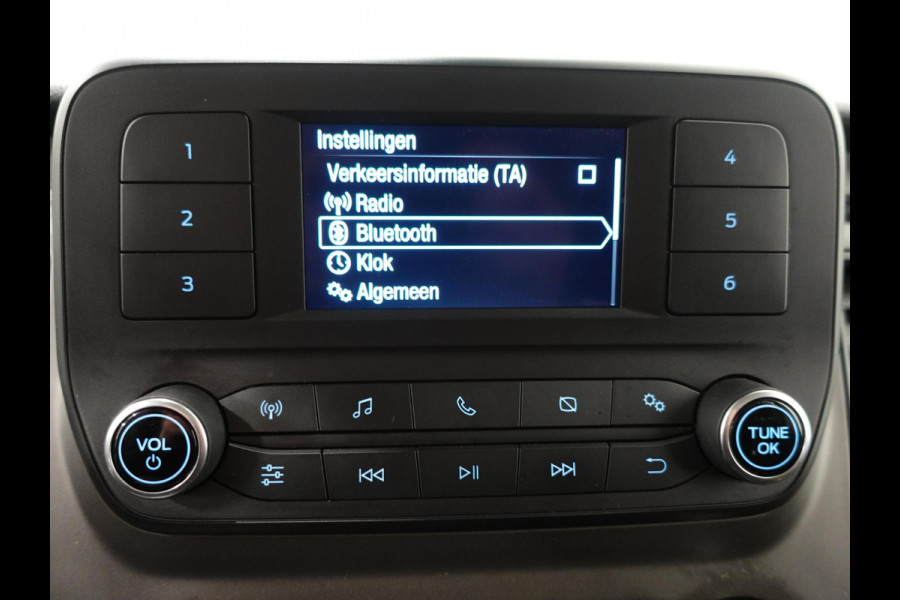 Ford Transit 310 2.0 TDCI L2H2 Trend Automaat Airco Navigatie Bluetooth Camera Cruise Control Trekhaak Ford Transit 310 2.0 TDCI L2H2 Trend Automaat Airco Navigatie Bluetooth Camera Cruise Control Trekhaak