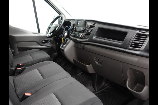 Ford Transit 310 2.0 TDCI L2H2 Trend Automaat Airco Navigatie Bluetooth Camera Cruise Control Trekhaak Ford Transit 310 2.0 TDCI L2H2 Trend Automaat Airco Navigatie Bluetooth Camera Cruise Control Trekhaak
