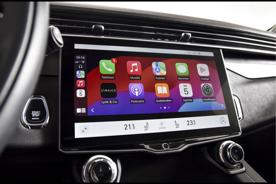 Lynk & Co 01 1.5 PHEV 261PK MY23 | Donkere hemel | 360 Camera | 7.4 kWh Boordlader | S/K-panodak | Adapt. Cruise | Memory | Elek. klep | LM 20" | 8551 Lynk & Co 01 1.5 PHEV 261PK MY23 | Donkere hemel | 360 Camera | 7.4 kWh Boordlader | S/K-panodak | Adapt. Cruise | Memory | Elek. klep | LM 20" | 8551