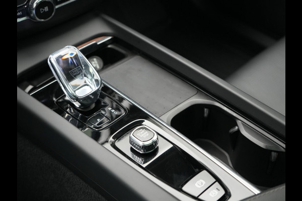 Volvo XC60 T8 AWD Ultimate Dark Long Range Plug In Hybrid 456pk Dealer O.H PHEV | Luchtvering | Panodak | Head Up | Adaptive Cruise | Lederen Sportstoelen Ventilatie & Massage & Memory | 360 Camera | Bowers & Wilkins | Google Assistent | Blis | Keyless | Volvo XC60 T8 AWD Ultimate Dark Long Range Plug In Hybrid 456pk Dealer O.H PHEV | Luchtvering | Panodak | Head Up | Adaptive Cruise | Lederen Sportstoelen Ventilatie & Massage & Memory | 360 Camera | Bowers & Wilkins | Google Assistent | Blis | Keyless |
