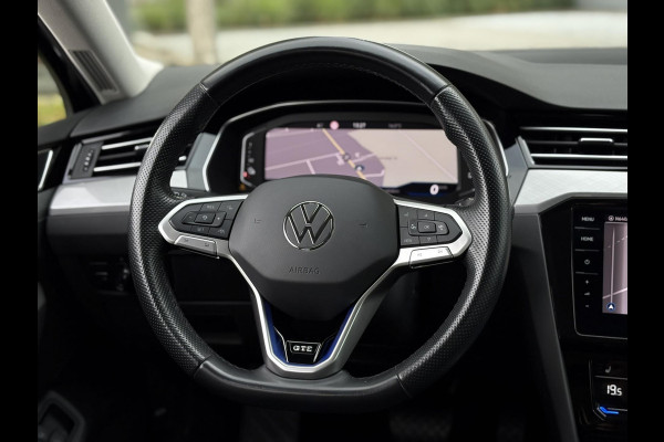 Volkswagen Passat Variant 1.4 TSI PHEV GTE Business | Navi, Carplay/Android, Camera, ACC, Afn.Trekhaak, Stoelverw. | Dealeroh. |