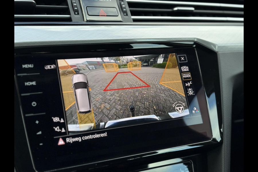 Volkswagen Passat Variant 1.4 TSI PHEV GTE Business | Navi, Carplay/Android, Camera, ACC, Afn.Trekhaak, Stoelverw. | Dealeroh. |