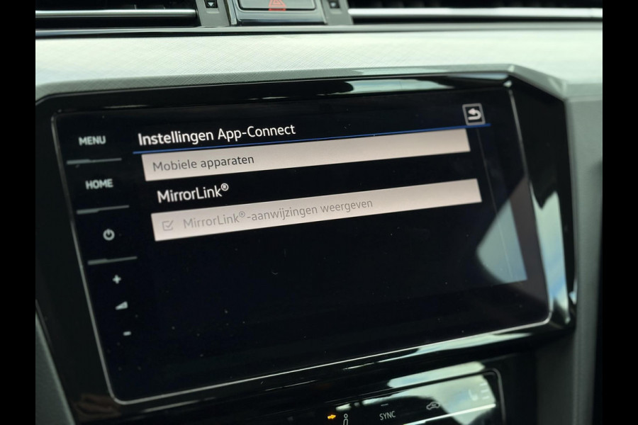 Volkswagen Passat Variant 1.4 TSI PHEV GTE Business | Navi, Carplay/Android, Camera, ACC, Afn.Trekhaak, Stoelverw. | Dealeroh. |