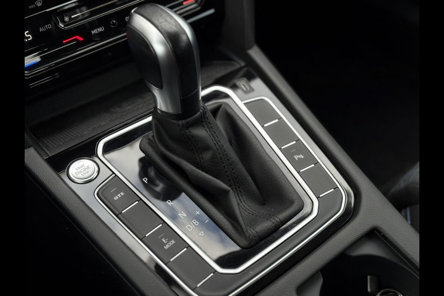 Volkswagen Passat Variant 1.4 TSI PHEV GTE Business | Navi, Carplay/Android, Camera, ACC, Afn.Trekhaak, Stoelverw. | Dealeroh. |