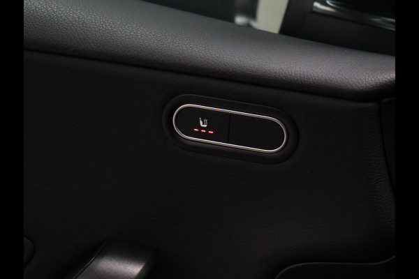 Mercedes-Benz A-Klasse 180 Business Solution [VIRTUAL COCKPIT, CAMERA, 6-BAK, STOELVERWARMING, BLUETOOTH, CRUISE, CLIMATE, NIEUWSTAAT]