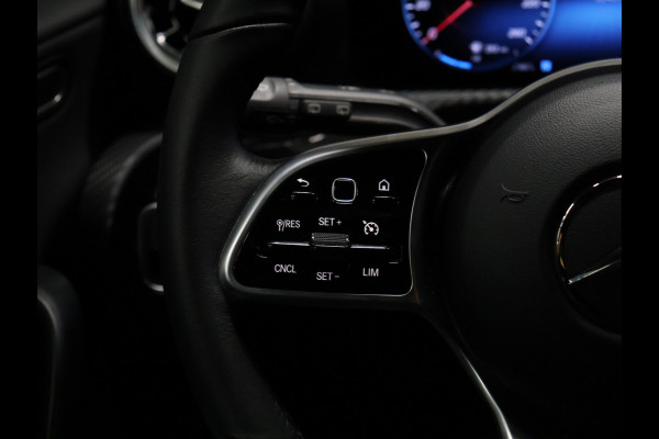 Mercedes-Benz A-Klasse 180 Business Solution [VIRTUAL COCKPIT, CAMERA, 6-BAK, STOELVERWARMING, BLUETOOTH, CRUISE, CLIMATE, NIEUWSTAAT]