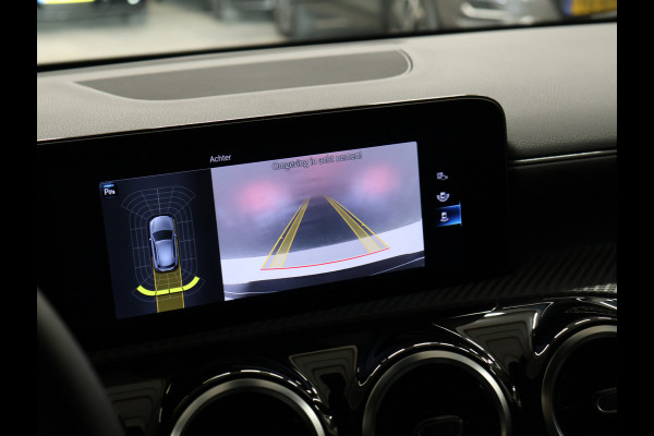 Mercedes-Benz A-Klasse 180 Business Solution [VIRTUAL COCKPIT, CAMERA, 6-BAK, STOELVERWARMING, BLUETOOTH, CRUISE, CLIMATE, NIEUWSTAAT]