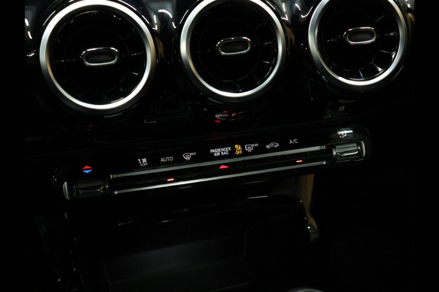 Mercedes-Benz A-Klasse 180 Business Solution [VIRTUAL COCKPIT, CAMERA, 6-BAK, STOELVERWARMING, BLUETOOTH, CRUISE, CLIMATE, NIEUWSTAAT]