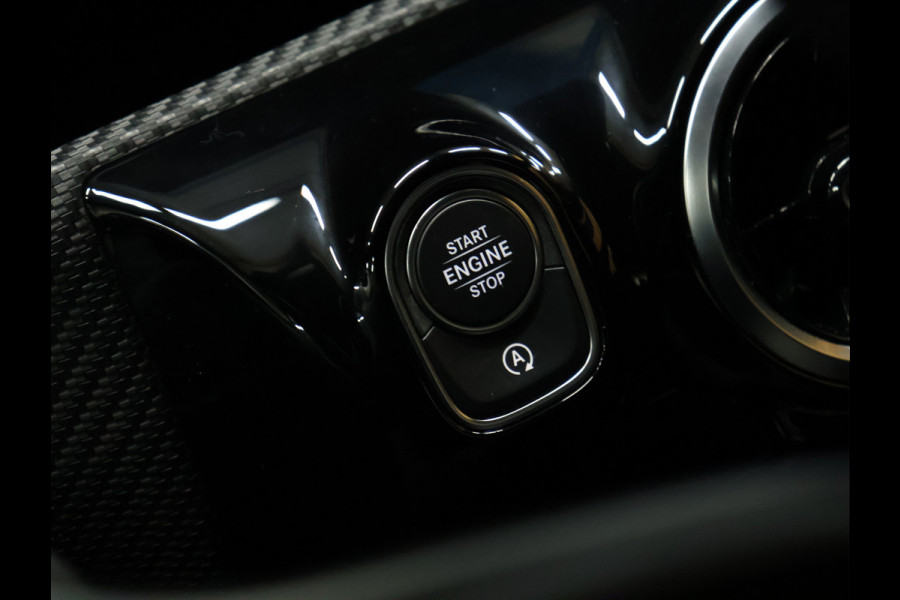Mercedes-Benz A-Klasse 180 Business Solution [VIRTUAL COCKPIT, CAMERA, 6-BAK, STOELVERWARMING, BLUETOOTH, CRUISE, CLIMATE, NIEUWSTAAT]
