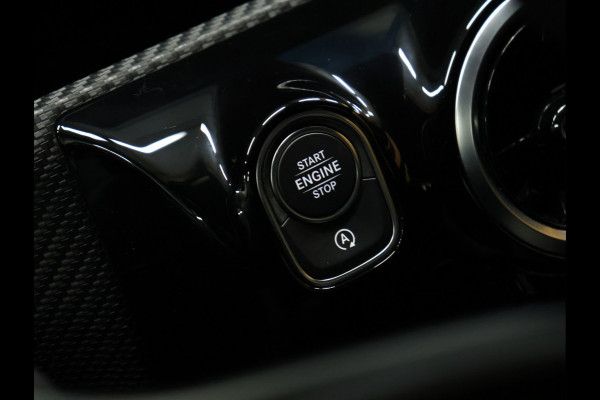 Mercedes-Benz A-Klasse 180 Business Solution [VIRTUAL COCKPIT, CAMERA, 6-BAK, STOELVERWARMING, BLUETOOTH, CRUISE, CLIMATE, NIEUWSTAAT]