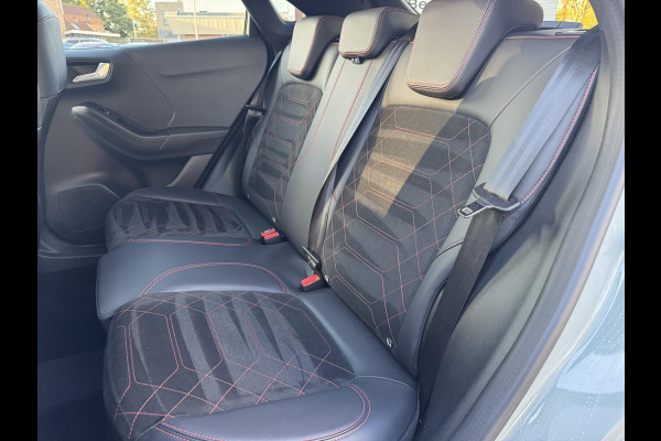 Ford Puma 1.0 EcoBoost Hybrid ST-Line X 155pk Automaat |  Panoramadak | Afneembare trekhaak | Winter Pack | Adaptive cruise control | 360 graden camera | Bang&Olufsen | Elektrsiche achterklep | Matrix LED