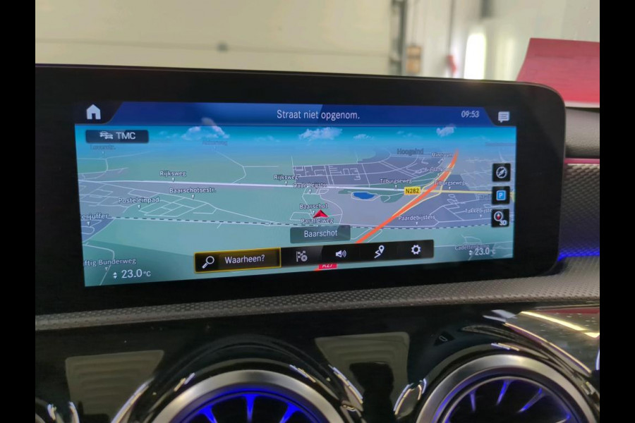 Mercedes-Benz A-Klasse 160 Business Solution Luxury Navigatie Apple Carplay/Android Auto Camera Parkeersensoren Cruise Control Stoelverwarming Virtual Cockpit Lichtmetalen velgen Climate Control Mercedes-Benz A-Klasse 160 Business Solution Luxury Navigatie Apple Carplay/Android Auto Camera Parkeersensoren Cruise Control Stoelverwarming Virtual Cockpit Lichtmetalen velgen Climate Control