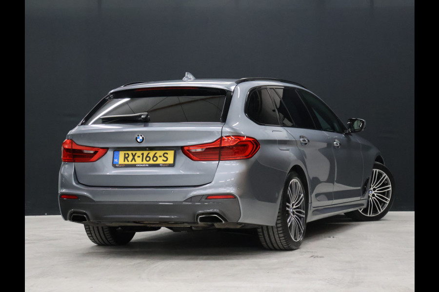 BMW 5 Serie Touring 530i High Executive M-Sport [TREKHAAK INKLAPBAAR, SCHUIFKANTELDAK, MEMORY SEATS, HARMAN/KARDON, APPLE CARPLAY, ADAPTIVE LED, 360 CAMERA, HEAD-UP, ADAPTIVE CRUISE, VOL LEDER, STOELVERWARMING, CLIMATE, NIEUWSTAAT]