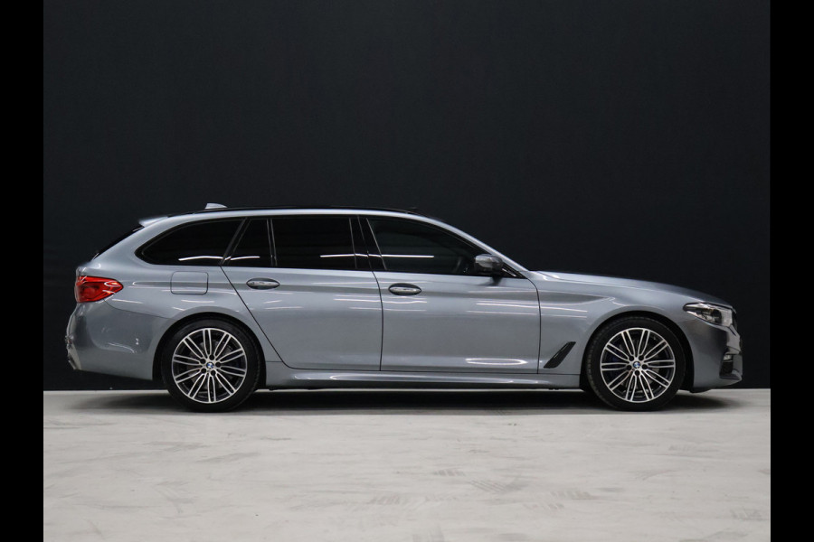 BMW 5 Serie Touring 530i High Executive M-Sport [TREKHAAK INKLAPBAAR, SCHUIFKANTELDAK, MEMORY SEATS, HARMAN/KARDON, APPLE CARPLAY, ADAPTIVE LED, 360 CAMERA, HEAD-UP, ADAPTIVE CRUISE, VOL LEDER, STOELVERWARMING, CLIMATE, NIEUWSTAAT]