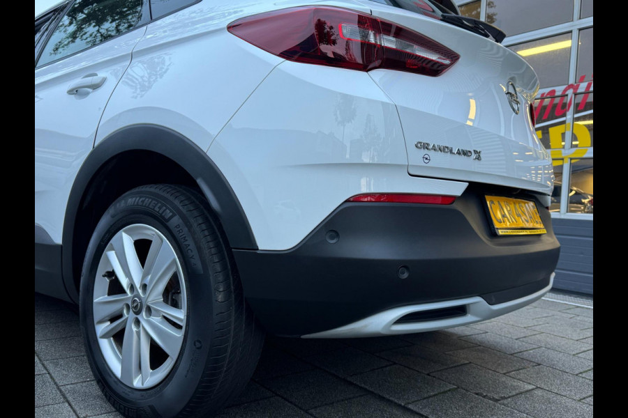 Opel Grandland X 1.2 Turbo Business Elegance - Navigatie I Airco I Sport velgen I Achteruitrij camera I PDC I Dealer onderhouden