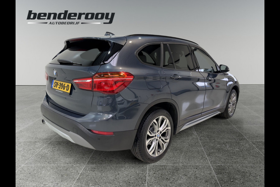 BMW X1 sDrive18i 136pk High Executive Automaat BMW X1 sDrive18i 136pk High Executive Automaat