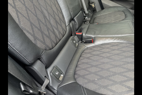 BMW X1 sDrive18i 136pk High Executive Automaat BMW X1 sDrive18i 136pk High Executive Automaat