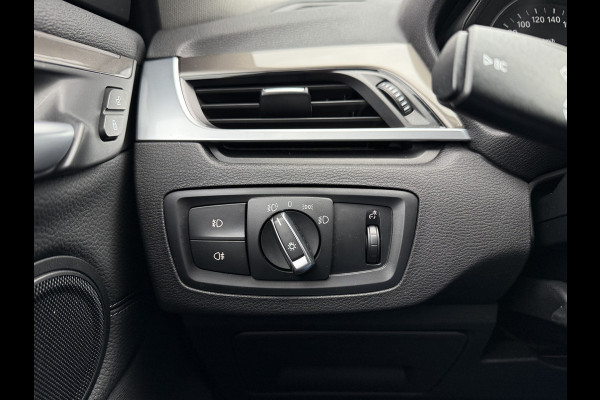 BMW X1 sDrive18i 136pk High Executive Automaat BMW X1 sDrive18i 136pk High Executive Automaat