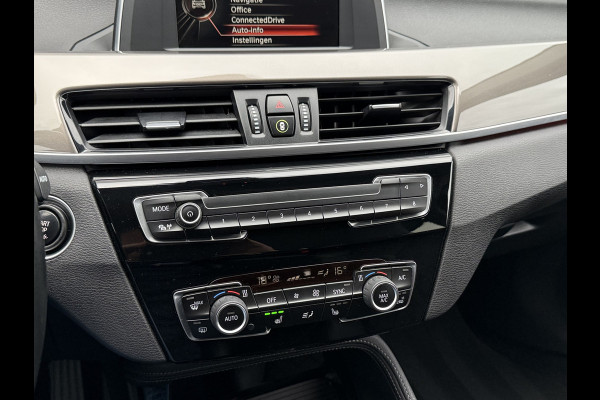 BMW X1 sDrive18i 136pk High Executive Automaat BMW X1 sDrive18i 136pk High Executive Automaat