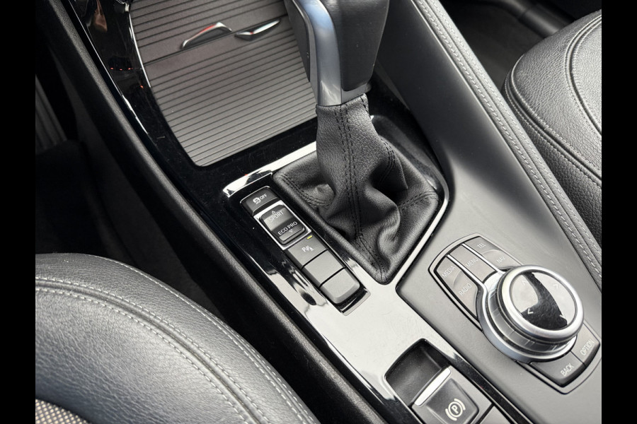 BMW X1 sDrive18i 136pk High Executive Automaat BMW X1 sDrive18i 136pk High Executive Automaat