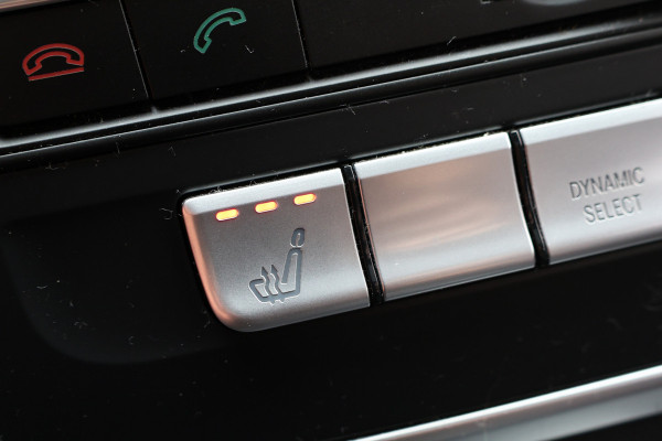 Mercedes-Benz CLA-Klasse Shooting Brake 180 AMG | Panoramadak | Camera | Stoelverwarming | Navigatie | Bi-Xenon | Facelift | Trekhaak afneembaar | F1 Flippers | NAP Logisch | Nieuwe APK Mercedes-Benz CLA-Klasse Shooting Brake 180 AMG | Panoramadak | Camera | Stoelverwarming | Navigatie | Bi-Xenon | Facelift | Trekhaak afneembaar | F1 Flippers | NAP Logisch | Nieuwe APK