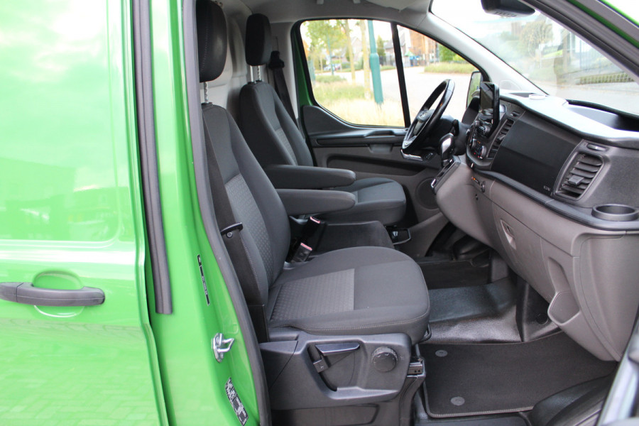 Ford Transit Custom 280 2.0 TDCI 130PK Euro6 Automaat L1H1 Trend ✓ trekhaak ✓ navigatie ✓ camera Ford Transit Custom 280 2.0 TDCI 130PK Euro6 Automaat L1H1 Trend ✓ trekhaak ✓ navigatie ✓ camera