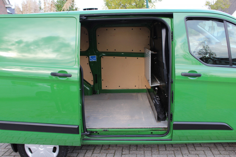 Ford Transit Custom 280 2.0 TDCI 130PK Euro6 Automaat L1H1 Trend ✓ trekhaak ✓ navigatie ✓ camera Ford Transit Custom 280 2.0 TDCI 130PK Euro6 Automaat L1H1 Trend ✓ trekhaak ✓ navigatie ✓ camera