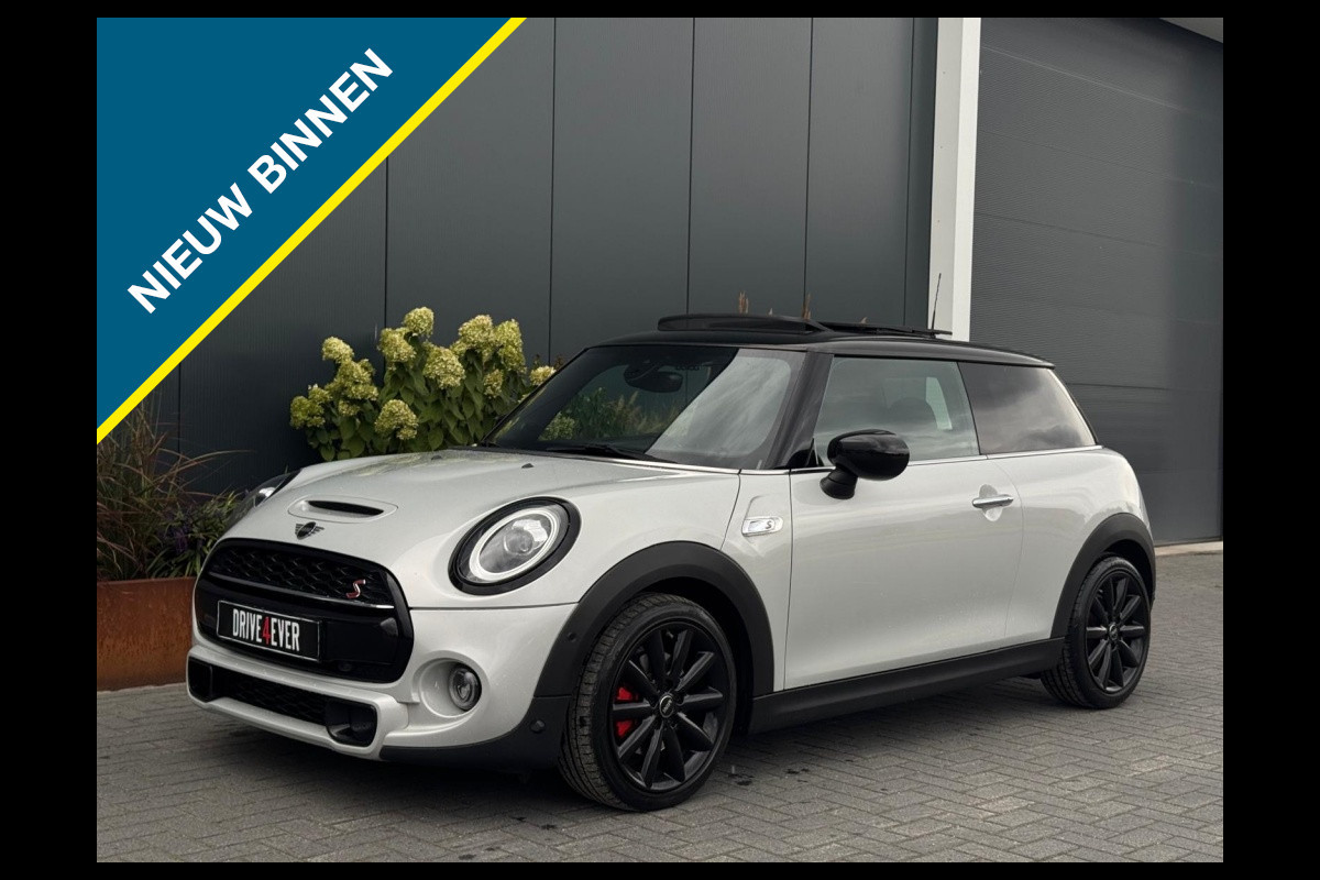 MINI Cooper S 2.0 Pepper 192pk FULL PANO NAVI CAMERA SPORTVELGEN