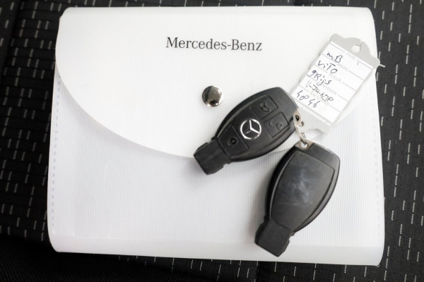Mercedes-Benz Vito 114 CDI 136pk Compact 9G Automaat 2x Schuifdeur/LED/Camera/Inrichting 07-2022 Mercedes-Benz Vito 114 CDI 136pk Compact 9G Automaat 2x Schuifdeur/LED/Camera/Inrichting 07-2022