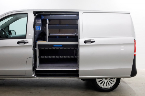 Mercedes-Benz Vito 114 CDI 136pk Compact 9G Automaat 2x Schuifdeur/LED/Camera/Inrichting 07-2022 Mercedes-Benz Vito 114 CDI 136pk Compact 9G Automaat 2x Schuifdeur/LED/Camera/Inrichting 07-2022