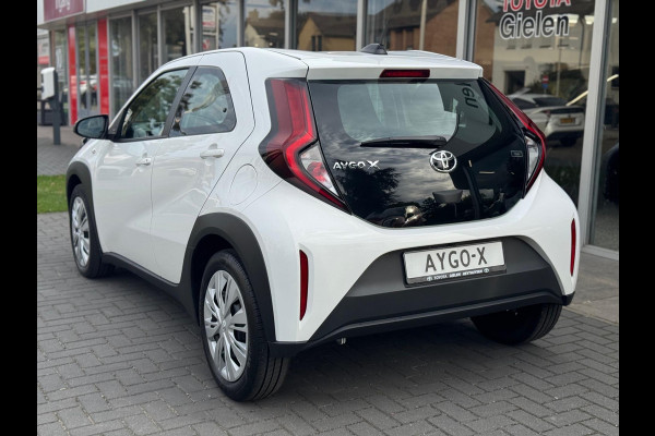 Toyota Aygo X 1.0 VVT-i Play | Automaat, Apple carplay/Android auto, Adaptieve cruise control
