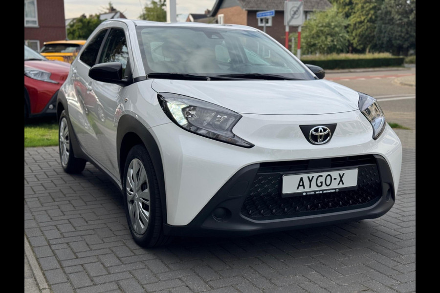 Toyota Aygo X 1.0 VVT-i Play | Automaat, Apple carplay/Android auto, Adaptieve cruise control