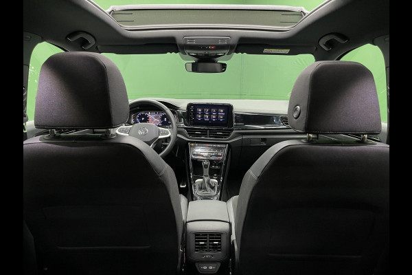 Volkswagen T-Roc 1.5 TSI R-Line | Black Edition | IQ | Pano Volkswagen T-Roc 1.5 TSI R-Line | Black Edition | IQ | Pano