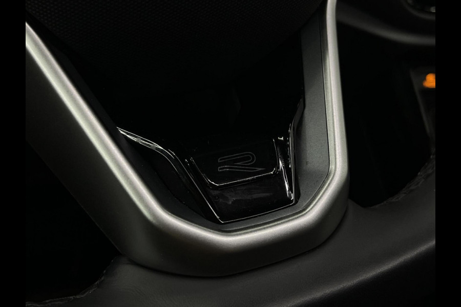 Volkswagen T-Roc 1.5 TSI R-Line | Black Edition | IQ | Pano Volkswagen T-Roc 1.5 TSI R-Line | Black Edition | IQ | Pano