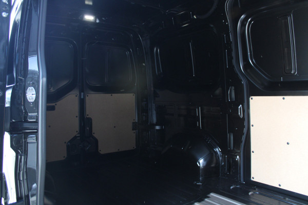 Renault Master T35 2.0 dCi 170pk L2H2 Extra - 2x Schuifdeur - Navigatie - Blind Spot - Camera - Stoelverwarming - Verwarmde voorruit - Rijklaar