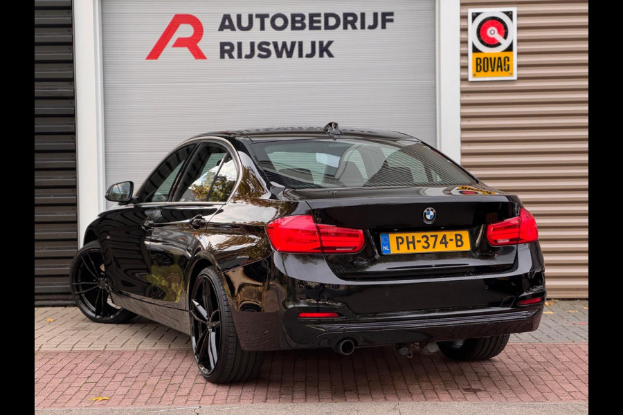 BMW 3 Serie 318i Executive Navi/Xenon