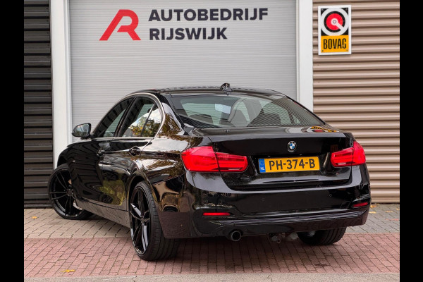 BMW 3 Serie 318i Executive Navi/Xenon