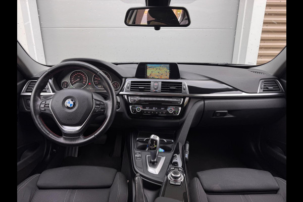 BMW 3 Serie 318i Executive Navi/Xenon