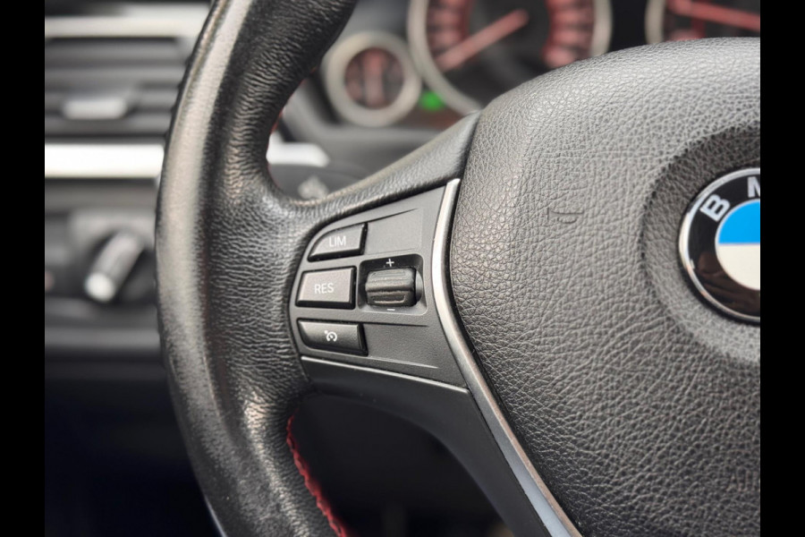 BMW 3 Serie 318i Executive Navi/Xenon